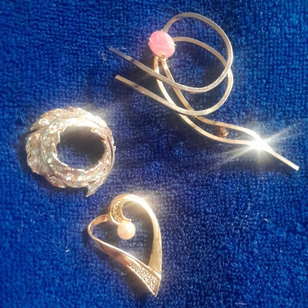 Vintage Brooches